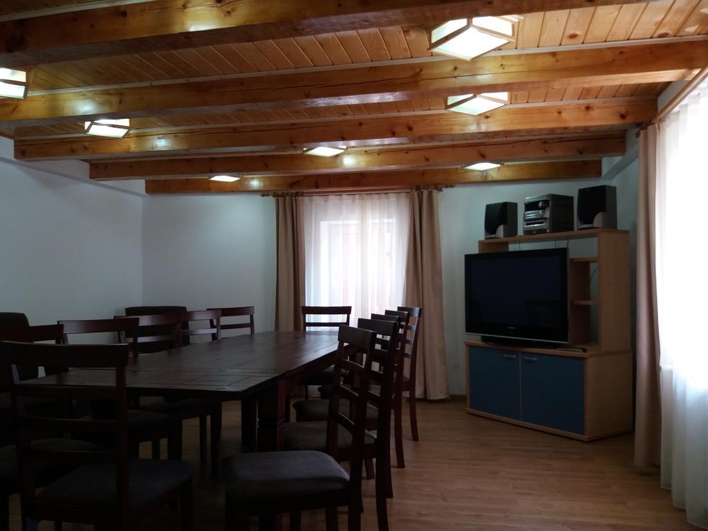 Vila Viitorul بوستين المظهر الخارجي الصورة